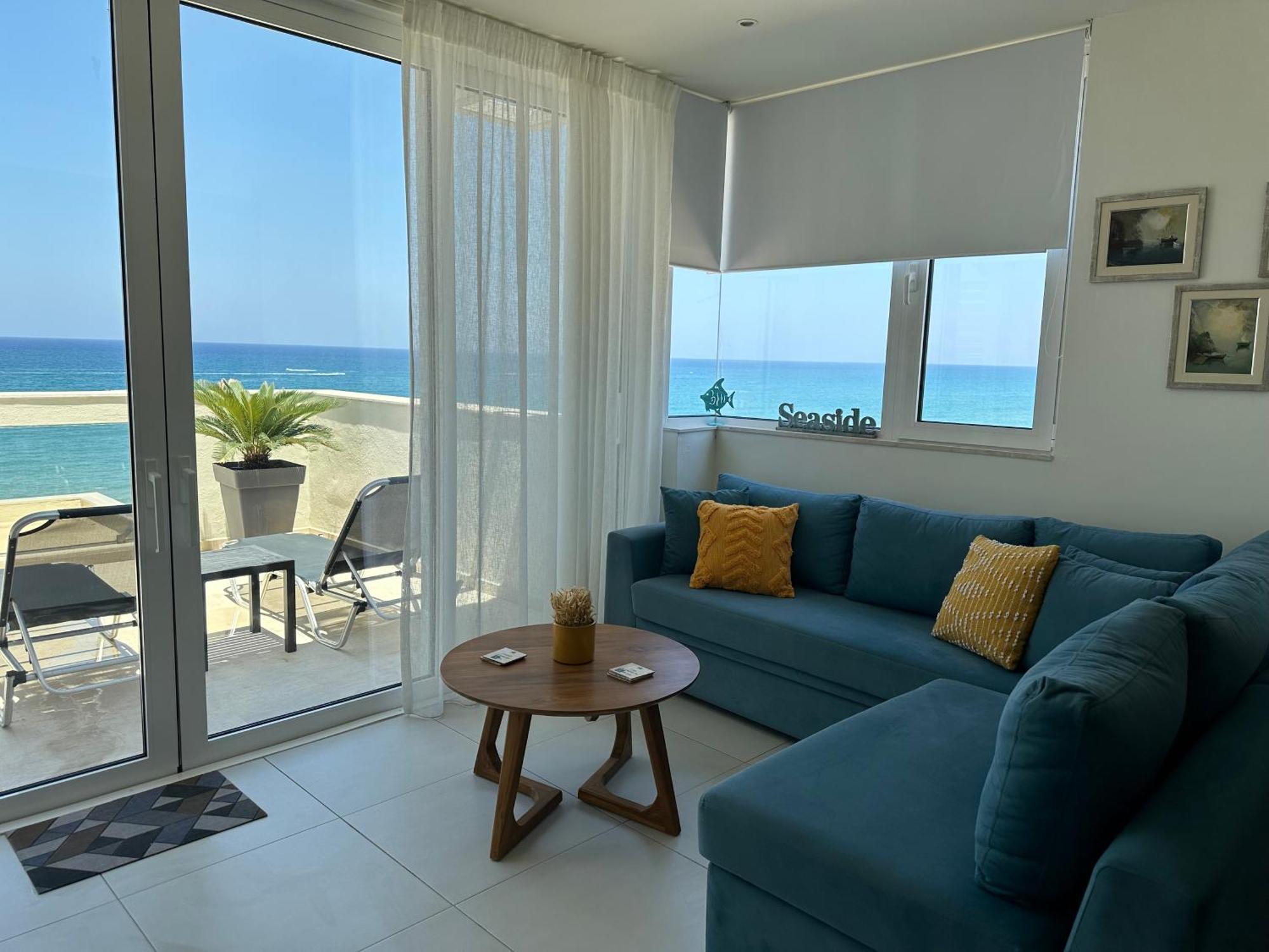 Nathalie'S Beachfront Apartment ريثيمنو المظهر الخارجي الصورة